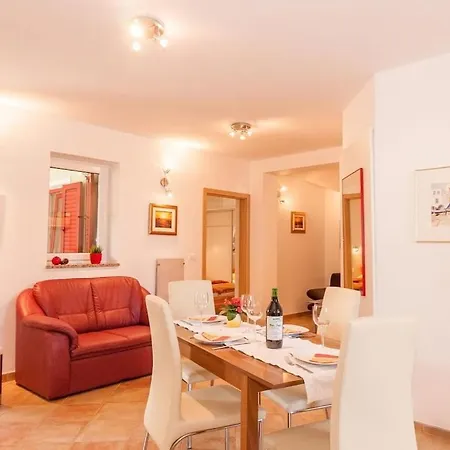 Tatil Evi One-bedroom Poreč